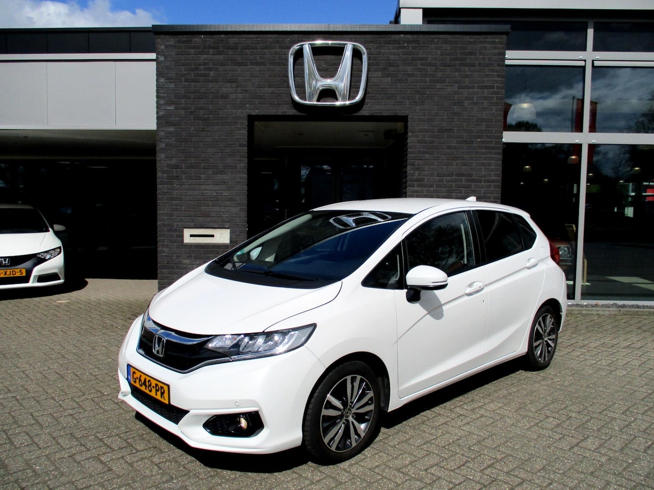 Honda Jazz - 1.3 i-VTEC CVT Elegance | Rijklaar - AutoWereld.nl