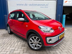 Volkswagen Up! - 1.0 cross up BM 75pk / AIRCO / NAVI / 69.015 km / APK 05-2027