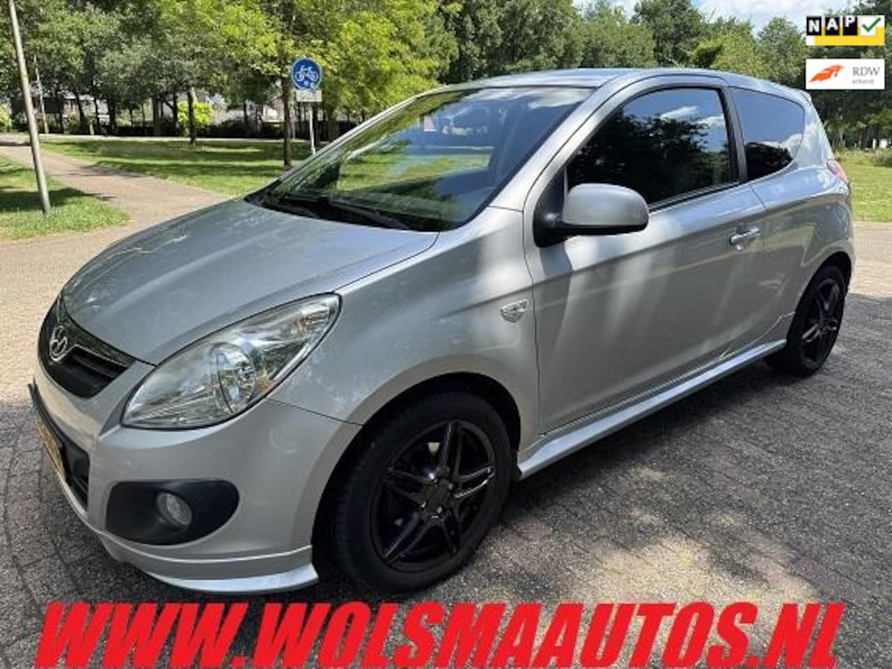 Hyundai i20 - 1.2i ActiveVersion 1.2i ActiveVersion - AutoWereld.nl