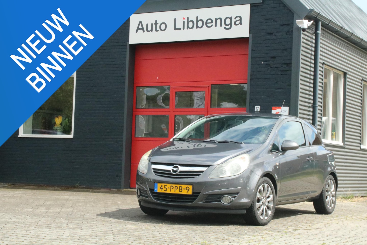 Opel Corsa - 1.2-16V Color Edition AIRCO / CRUISE / RADIO-CD / LM VELGEN / 111 EDITION / APK TOT 04-202 - AutoWereld.nl