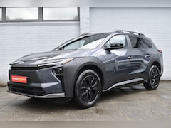 Toyota bZ4X Touring - Dynamic 75 kWh Automaat 227pk | Voorstoelen&Stuur verwarmd | Warmtepomp | BSM | PDC | 360