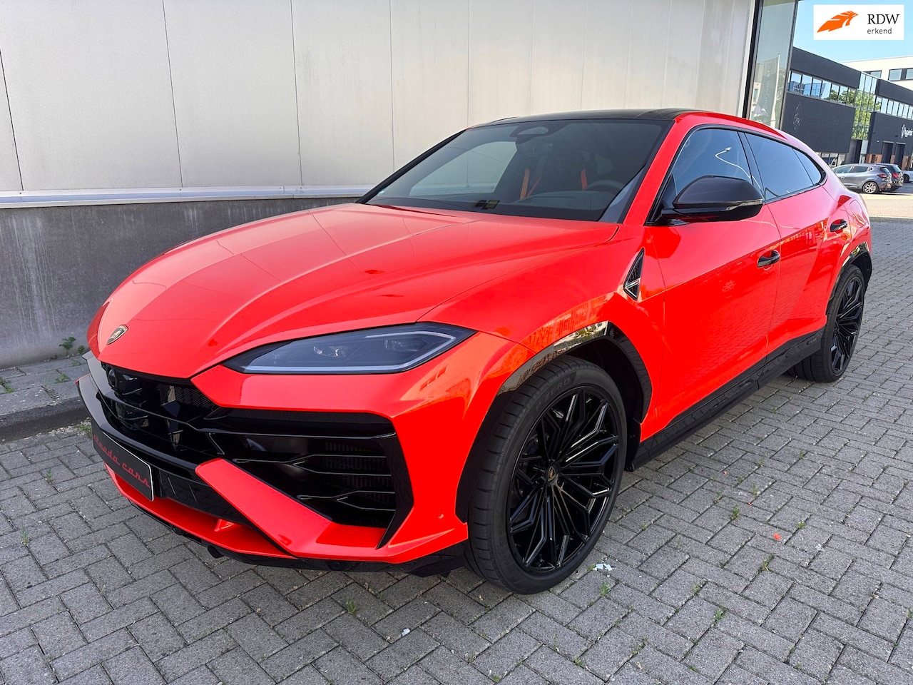 Lamborghini Urus - 4.0 V8 Hybrid SE AD PERSONAM FULL CARBON - AutoWereld.nl