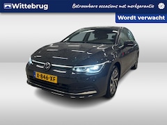 Volkswagen Golf - 1.4 eHybrid Style / Memory Seat / Travel Assist / Parkeersensoren V+A / LED / App-Connect