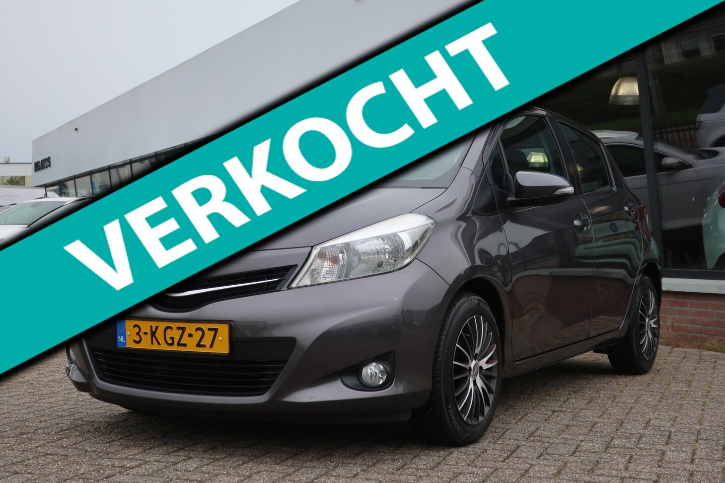 Toyota Yaris - 1.3 VVT-i Aspiration AIRCO_CRUIS_6-BAK_CAM_LMV_NAP. - AutoWereld.nl