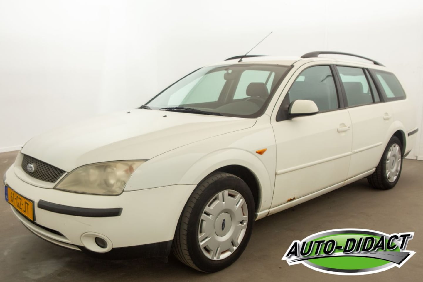 Ford Mondeo - 2.0-16V Trend Airco - AutoWereld.nl