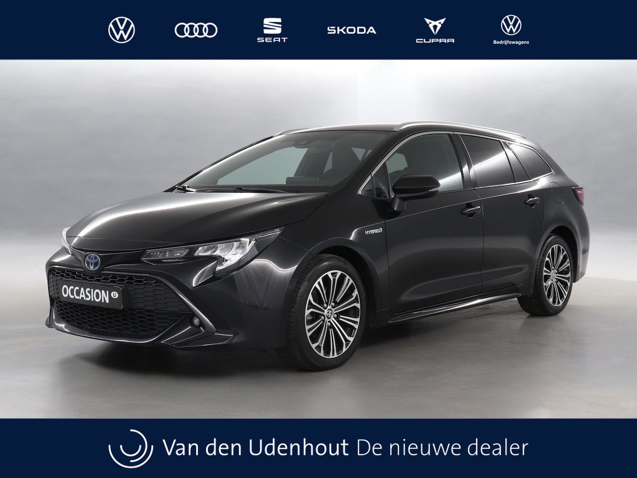 Toyota Corolla Touring Sports - 1.8 Hybrid Dynamic / Navigatie - AutoWereld.nl