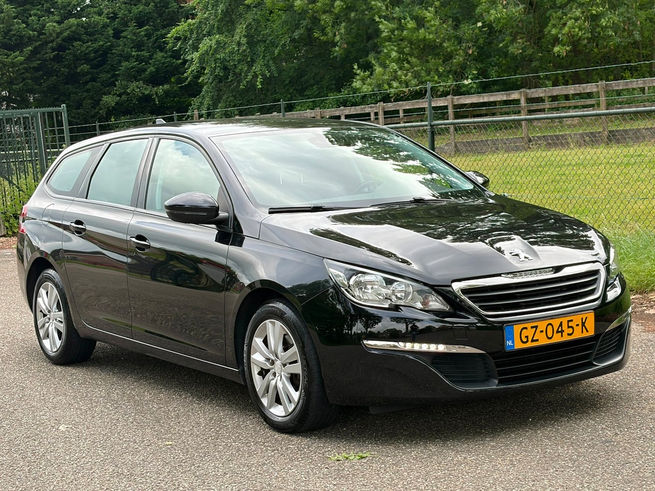 Peugeot 308 SW - 1.6 BlueHDI Blue Lease Pack 1.6 BlueHDI Blue Lease Pack /Navi/ - AutoWereld.nl