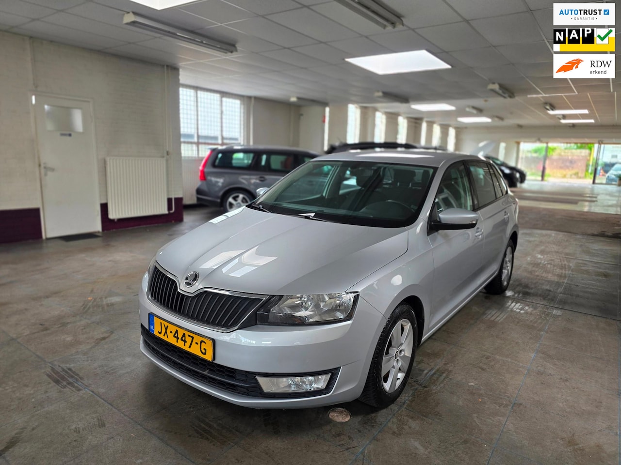 Skoda Rapid Spaceback - 1.4 TSI Greentech Style 1.4 TSI Greentech Style - AutoWereld.nl