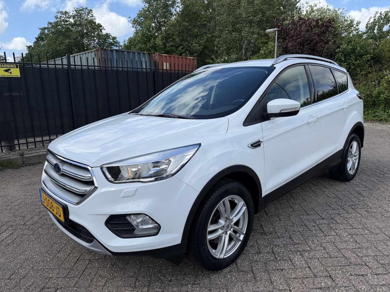 Ford Kuga - 1.5 EcoBoost Titanium NW Koppeling - AutoWereld.nl