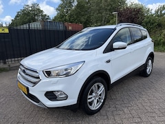 Ford Kuga - 1.5 EcoBoost Titanium NW Koppeling