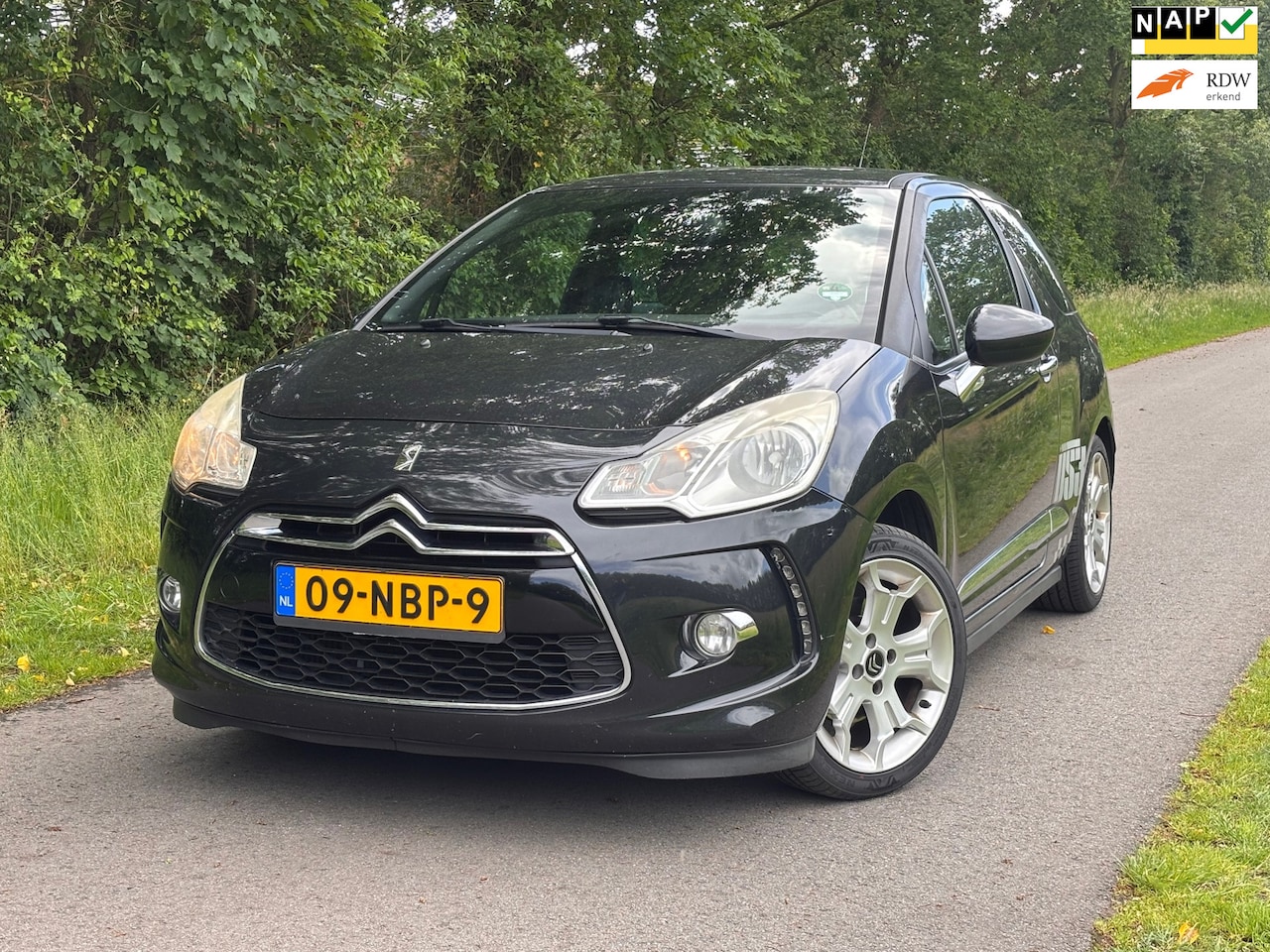 Citroën DS3 - 1.6 THP Sport Chic | Cruise + Navi + Leder Nu € 3.950,- !!! - AutoWereld.nl