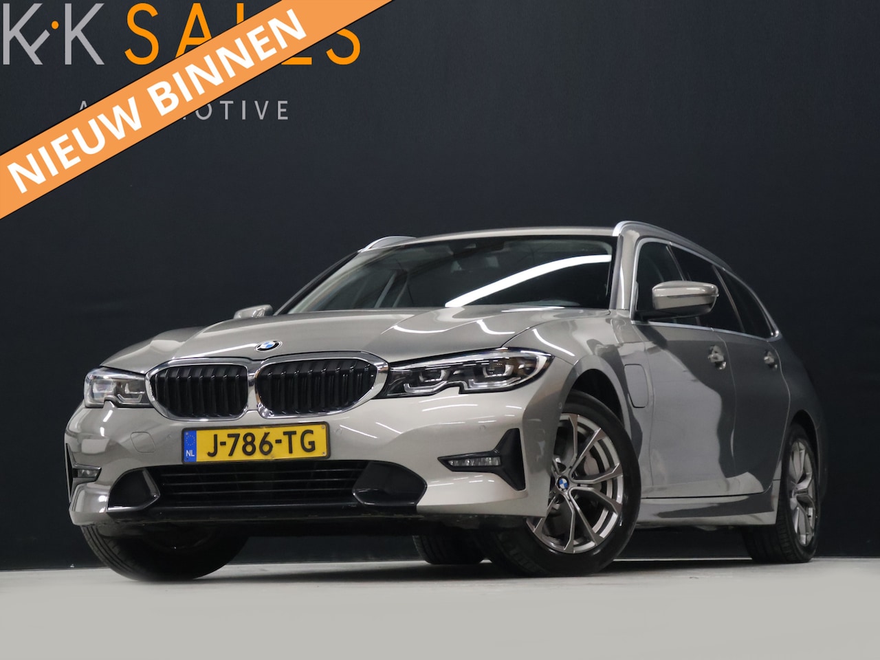 BMW 3-serie Touring - 330e eDrive M Sport [CAMERA, APPLE CARPLAY, ANDROID, TREKHAAK, CRUISE, STOELVERWARMING, EL - AutoWereld.nl