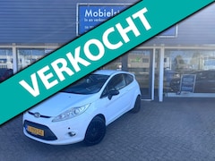 Ford Fiesta - 1.6 Ghia / Airco / stoelverwarming / cruise control