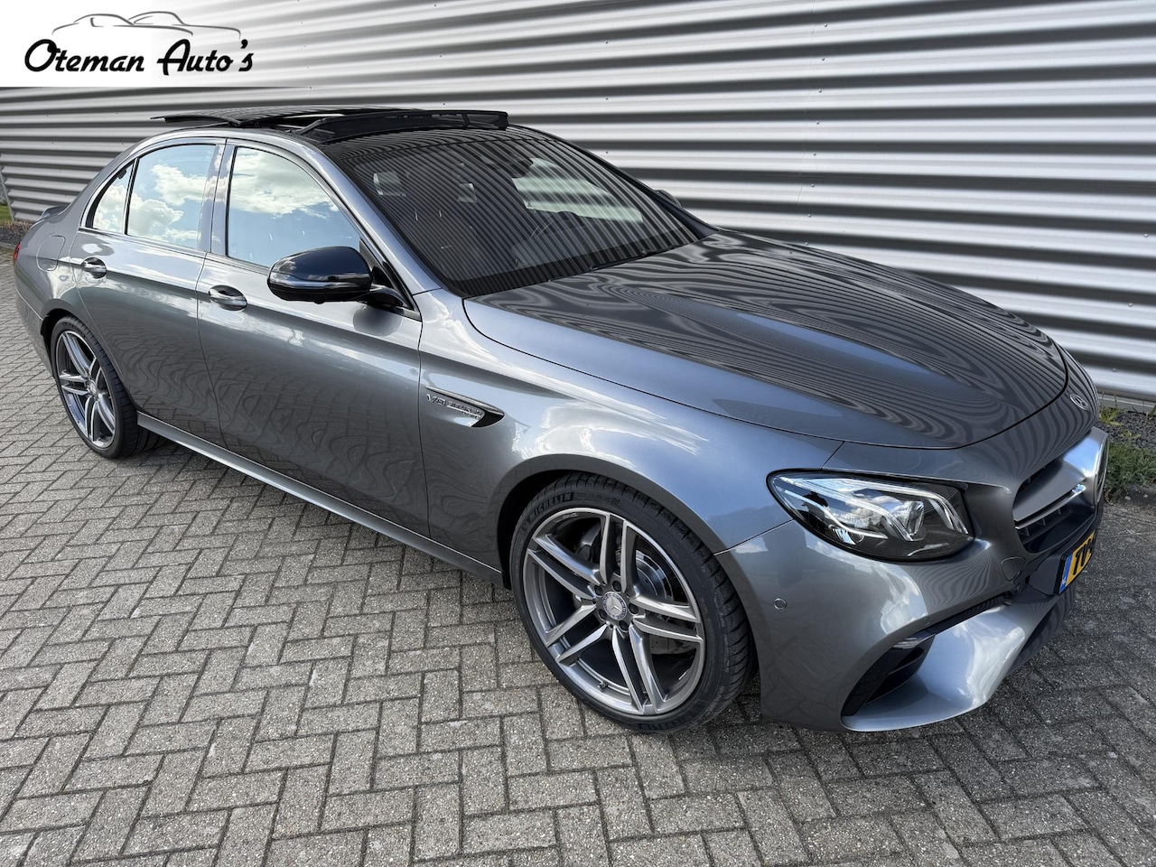 Mercedes-Benz E-klasse - AMG E 63 4MATIC 1e Lak Pano Burmester E63 Business - AutoWereld.nl