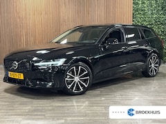 Volvo V60 - T6 AWD Recharge Plus Dark | Schuifdak | Trekhaak | Adaptieve Cruise Control | Stoelverwarm