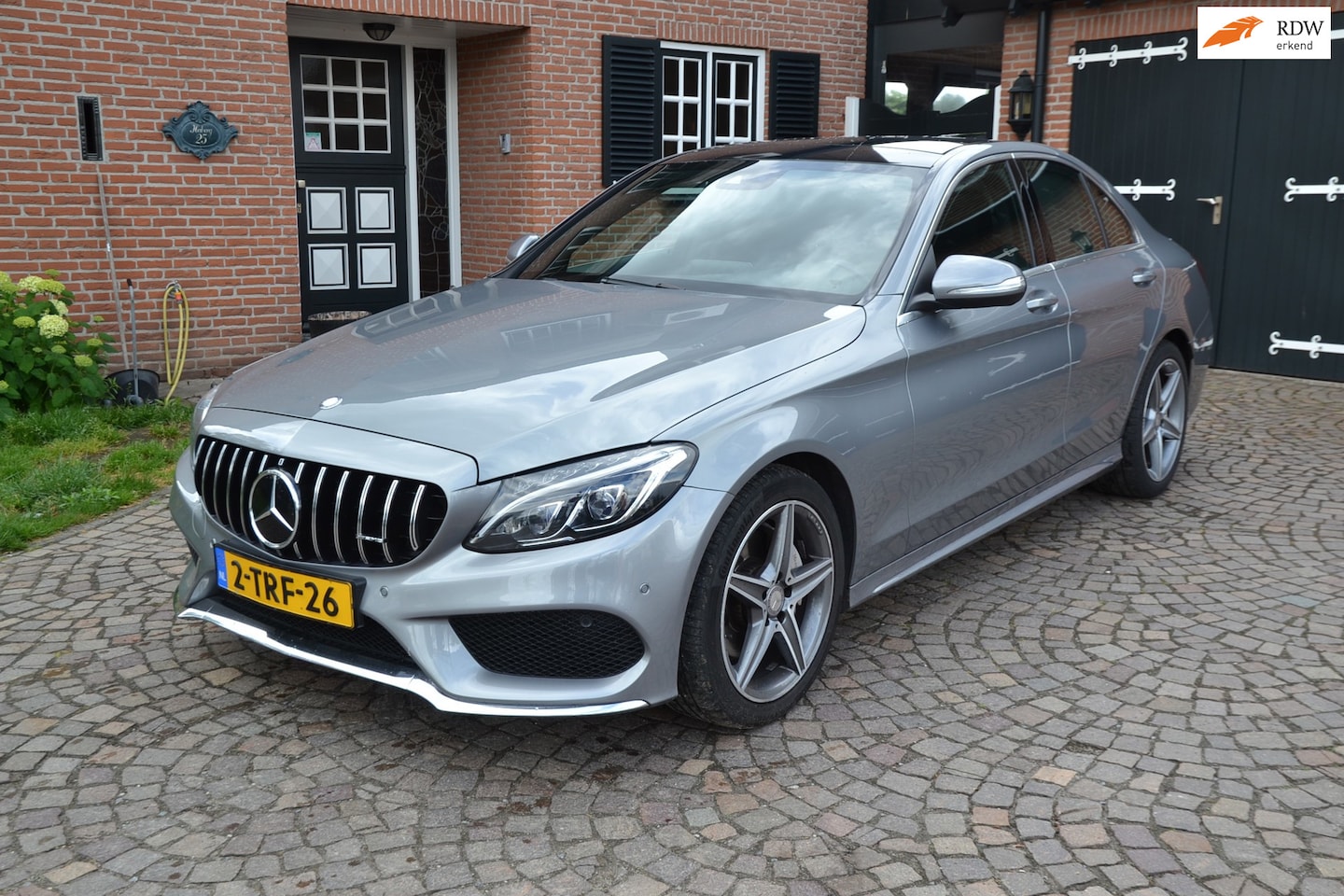 Mercedes-Benz C-klasse - 200 Ambition Comfort AMG-Line - Automaat - Airco - Navi+Camara - Panoramadak - Leer - AMG- - AutoWereld.nl