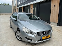 Volvo V60 - 2.0 D3 Summum EURO5/XENON/ECC/SPORTPAKKET