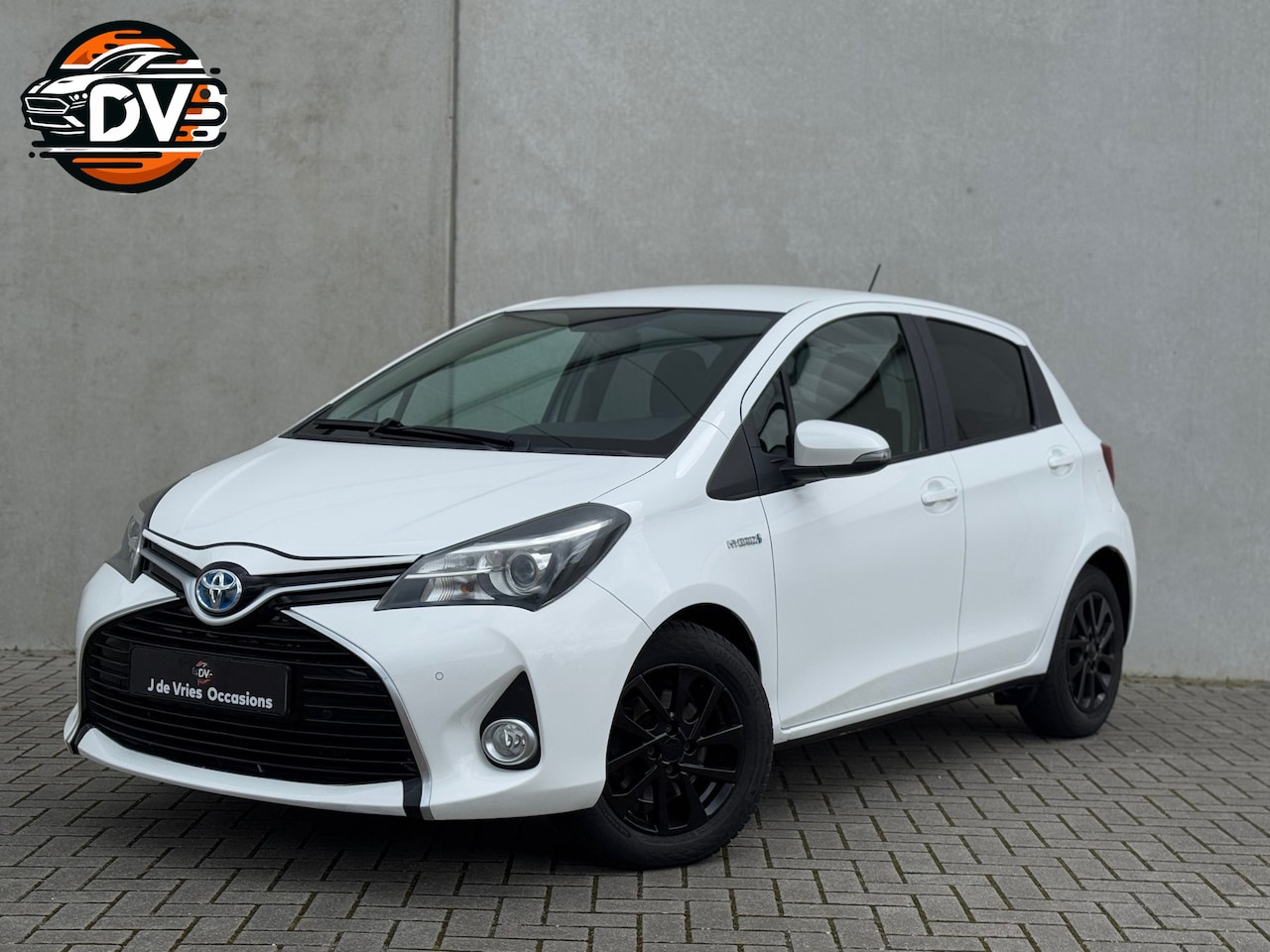 Toyota Yaris - 1.5 Hybrid Aspiration LMV CR CTR CAMERA PDC - AutoWereld.nl