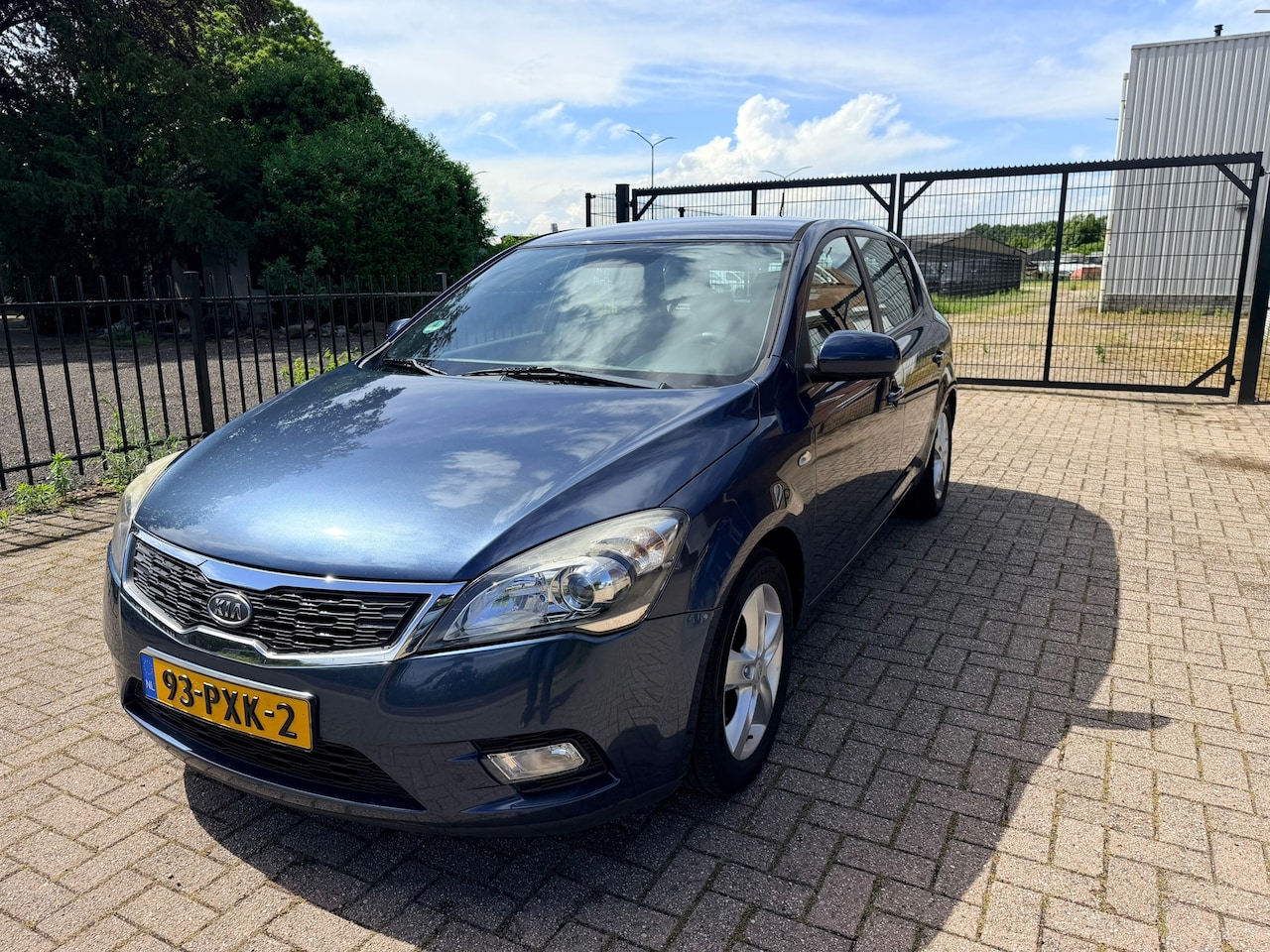 Kia Cee'd - 1.4 CVVT Seven 1.4 CVVT Seven - AutoWereld.nl