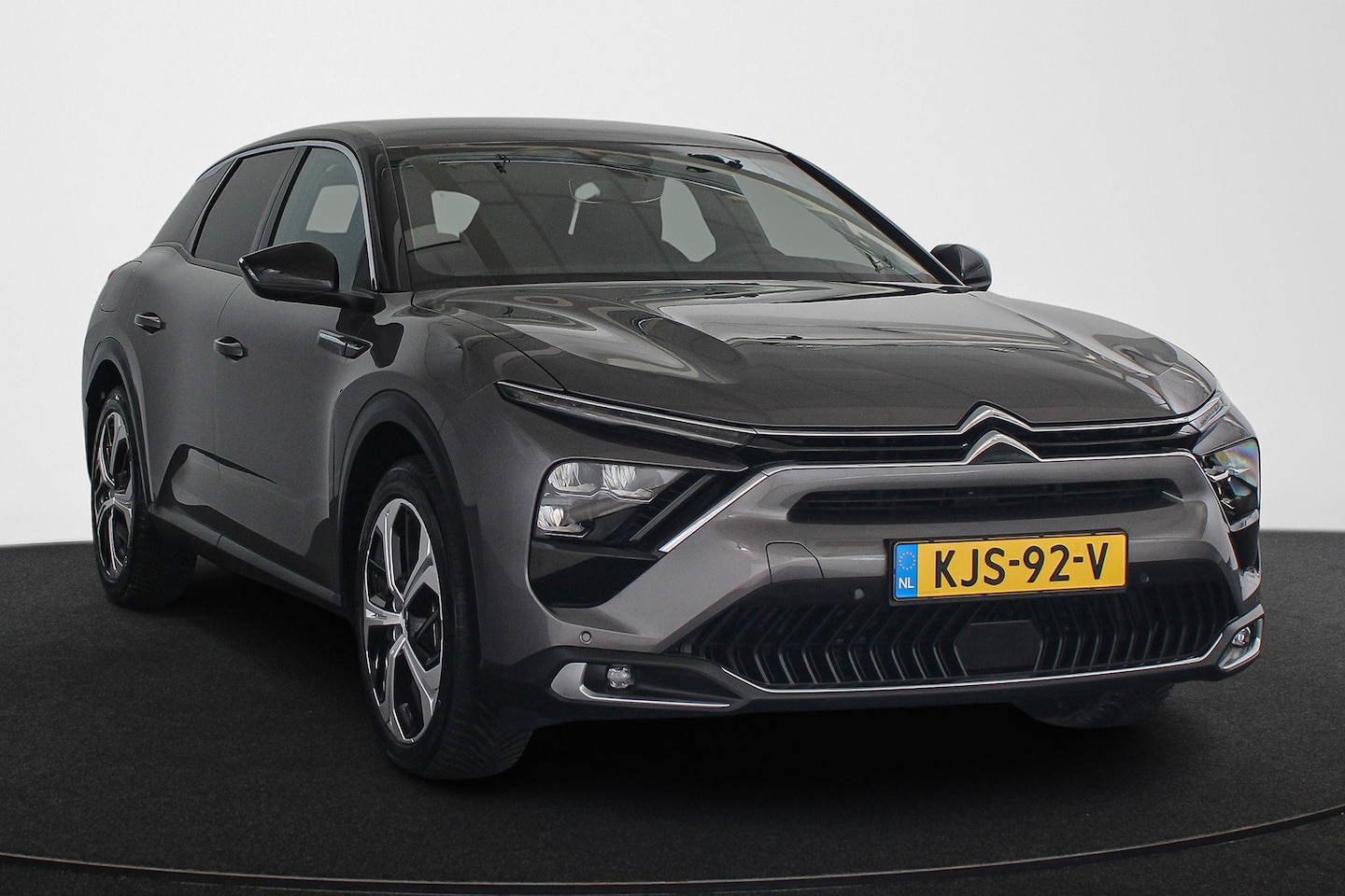 Citroën C5 X - 1.6 Plug-in Hybrid 225 Feel Stoelverwarming Adaptieve Cruise Control - AutoWereld.nl