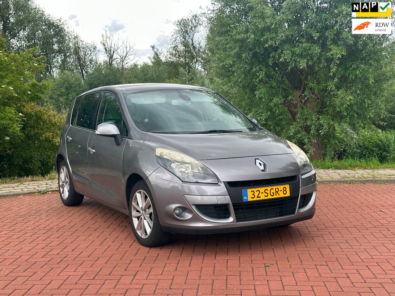 Renault Scénic - 1.4 TCE Parisienne Nap/Airco - AutoWereld.nl