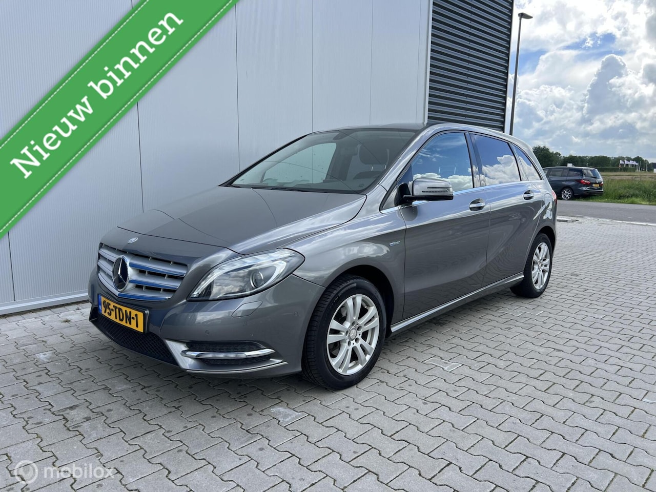 Mercedes-Benz B-klasse - 180 Ambition 180 Ambition - AutoWereld.nl