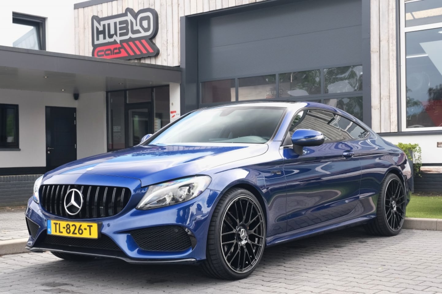 Mercedes-Benz C-klasse Coupé - 180 AMG-Line Edition 1 Pano, Burmester, Sfeerverlichting! - AutoWereld.nl