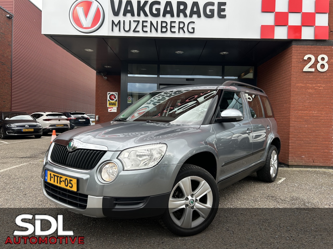 Skoda Yeti - 1.2 TSI Ambition // CRUISE // AIRCO // BLUETOOTH // TREKHAAK // - AutoWereld.nl