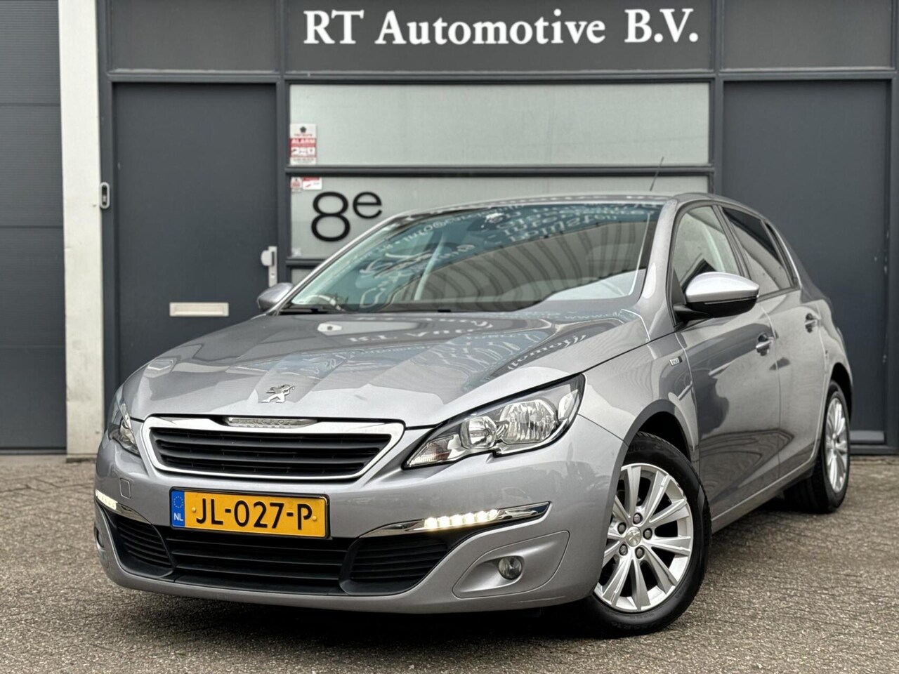 Peugeot 308 - 1.2 Style Dealer OH Navi 5Drs - AutoWereld.nl
