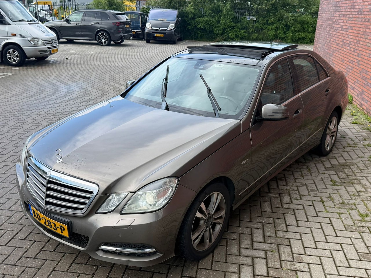 Mercedes-Benz E-klasse - 220 CDI Business Avantgarde PANO/NAVI/CLIMA - AutoWereld.nl