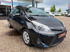 Toyota Yaris - 1.5 Full Hybrid Aspiration, Automaat, Camera, etc