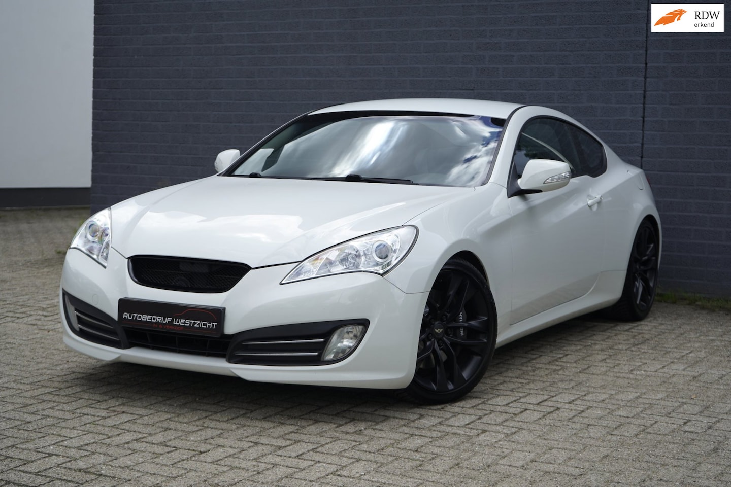 Hyundai Genesis - 3.8 V6 3.8 V6 303pk, Automaat, Leder, KW schroefset - AutoWereld.nl