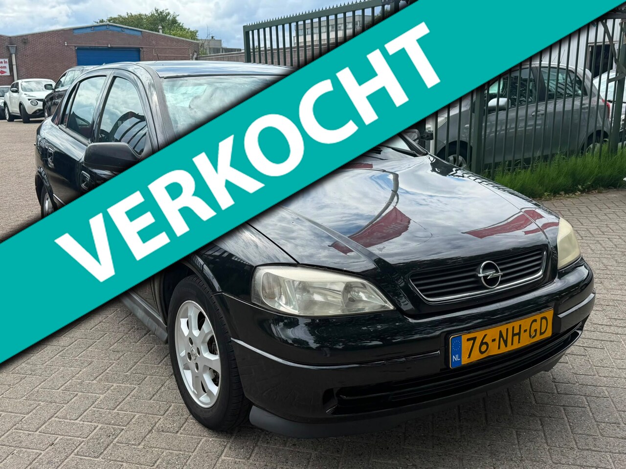 Opel Astra - 1.6 Njoy airco elektrische ramen cv op afs - AutoWereld.nl