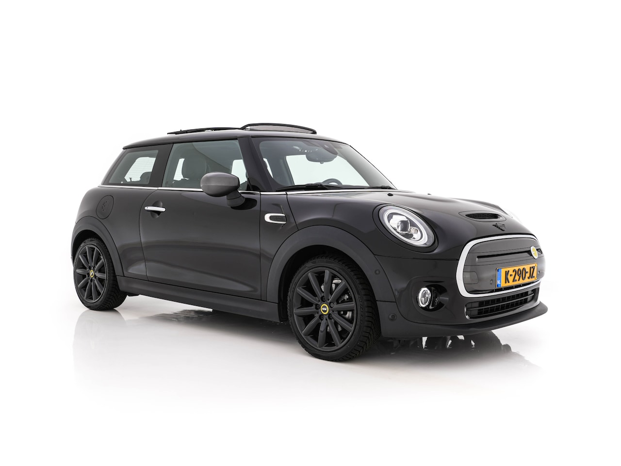 MINI Electric - Yours 33 kWh [ 3-Fase-11kW ] {SoH-97%} (INCL-BTW) Aut. *HEATPUMP | PANO | LEATHER | DIGI-C - AutoWereld.nl
