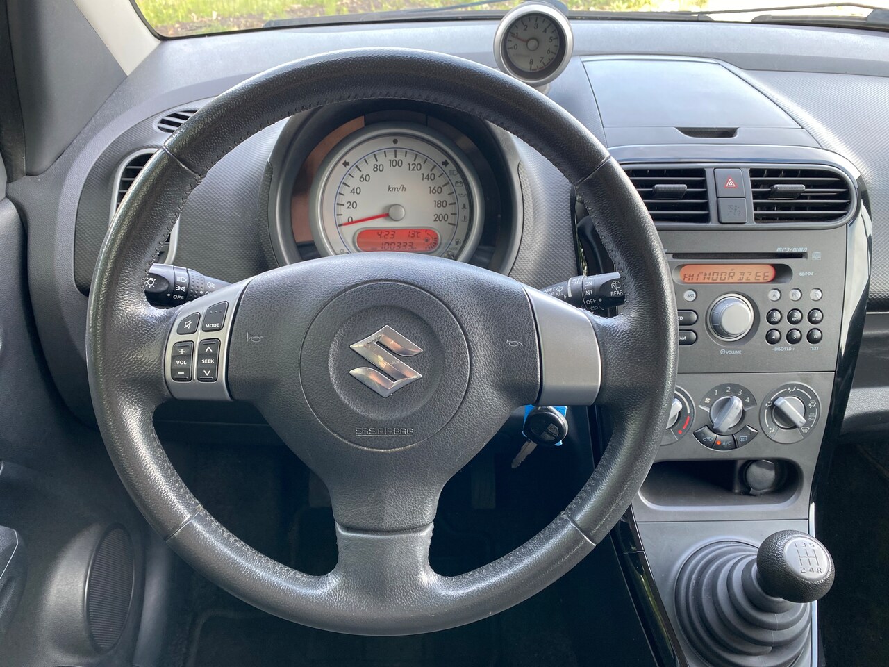 Suzuki Splash - 1.0 VVT Comfort LAGE KM'S - AIRCO - BIJNA ALS NIEUW