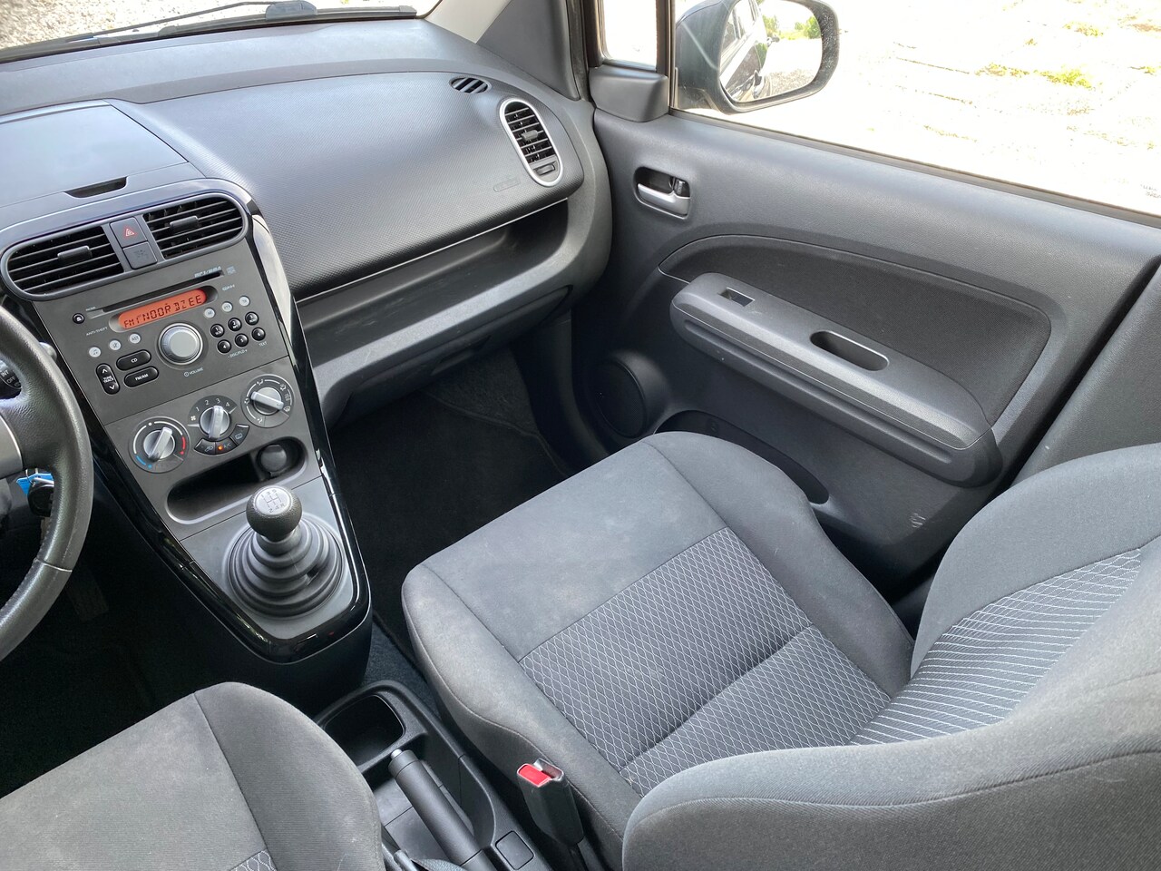 Suzuki Splash - 1.0 VVT Comfort LAGE KM'S - AIRCO - BIJNA ALS NIEUW