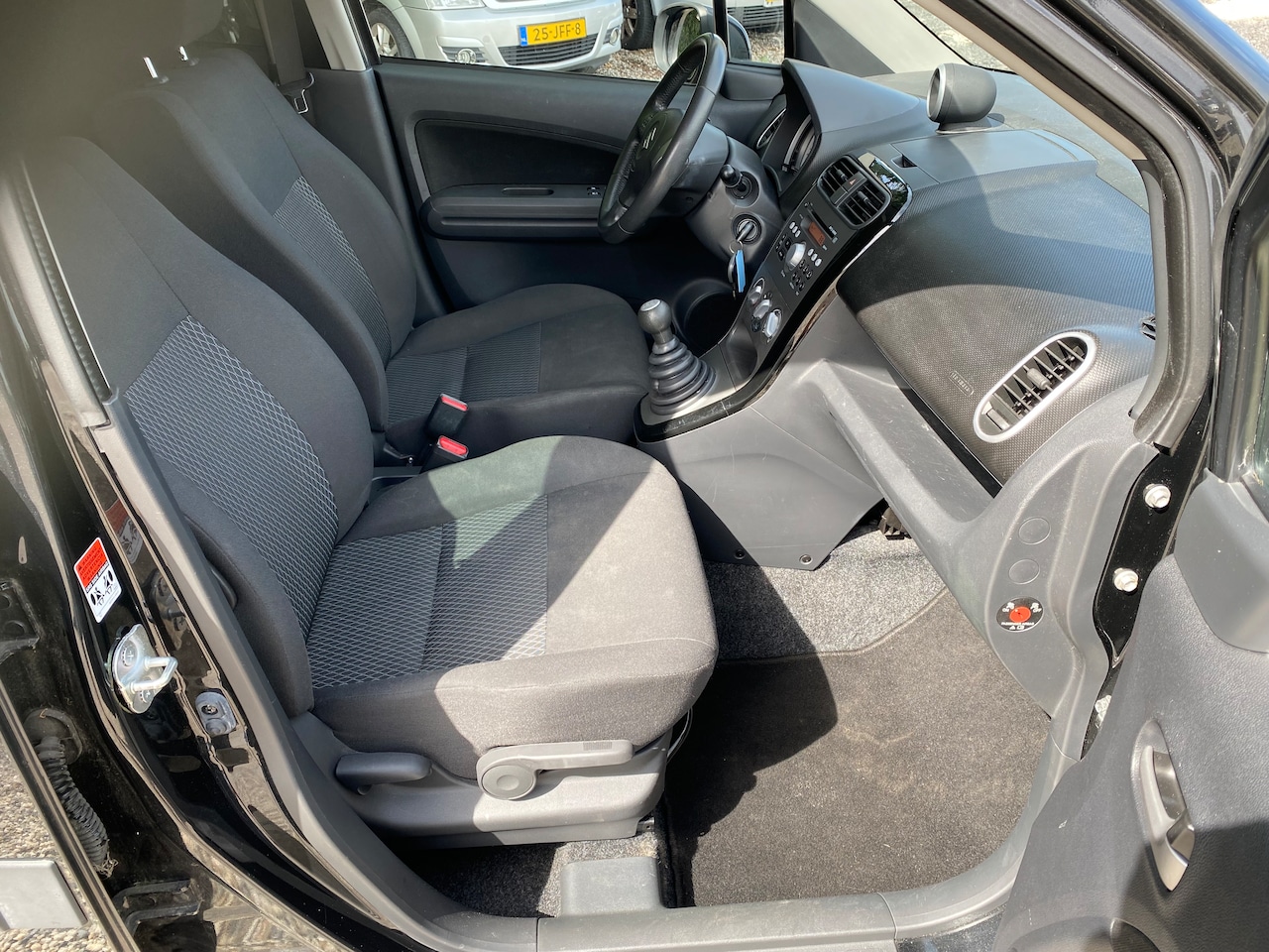 Suzuki Splash - 1.0 VVT Comfort LAGE KM'S - AIRCO - BIJNA ALS NIEUW