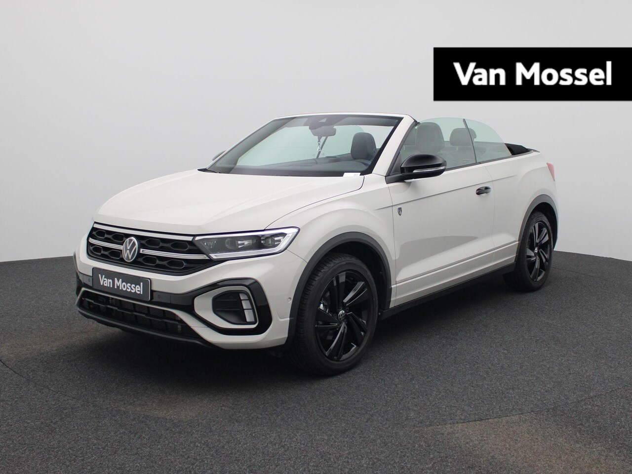 Volkswagen T-Roc Cabrio - 1.5 TSI R-Line 150 PK| Trekhaak | Leder Interieur | Achteruitrijcamera | Stoelverwarming | - AutoWereld.nl