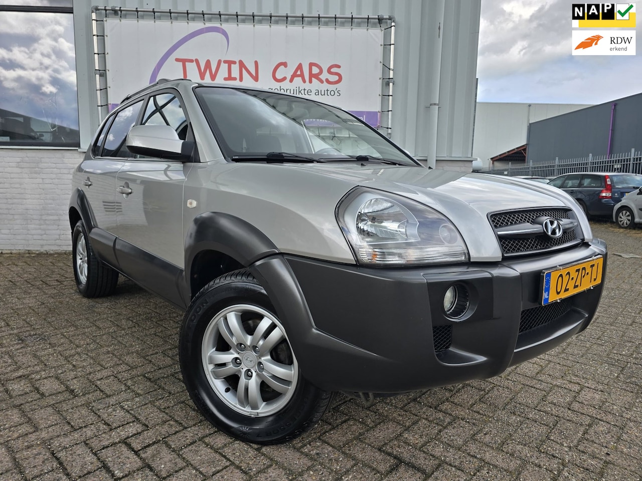 Hyundai Tucson - 2.0i Style 2.0i Style - AutoWereld.nl