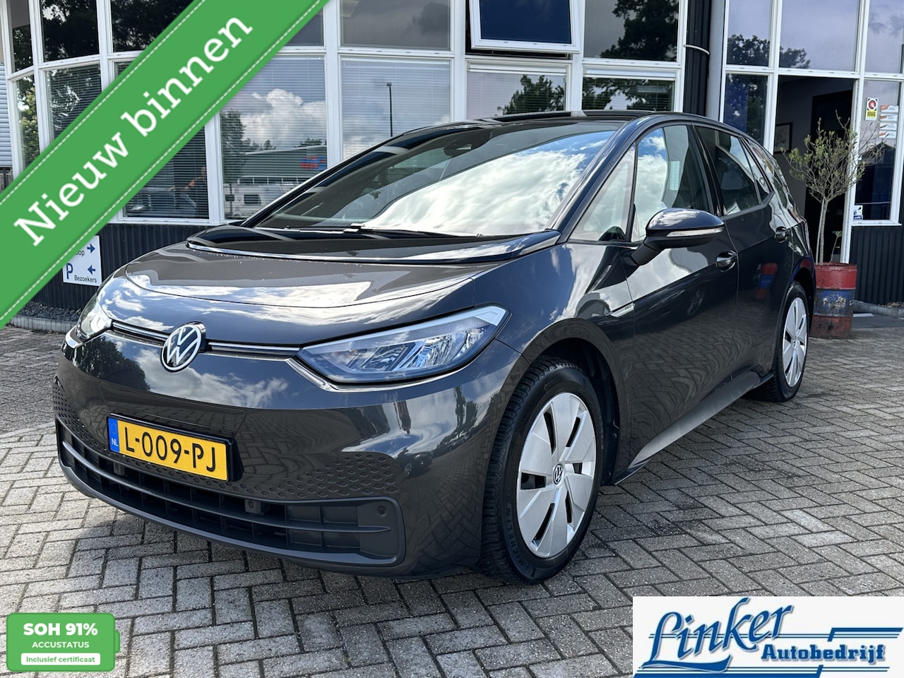 Volkswagen ID.3 - Life 58 kWh - NL-AUTO SOH 91% PDC VOOR/ACHTER - AutoWereld.nl