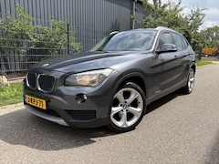BMW X1 - sDrive20i Executive / AUTOMAAT / NAVI / CRUISE / 126dkm NAP