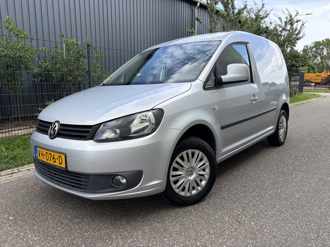 Volkswagen Caddy - 1.6 TDI BMT / NAVI / AIRCO / CRUISE / SCHUIFDEUR - AutoWereld.nl