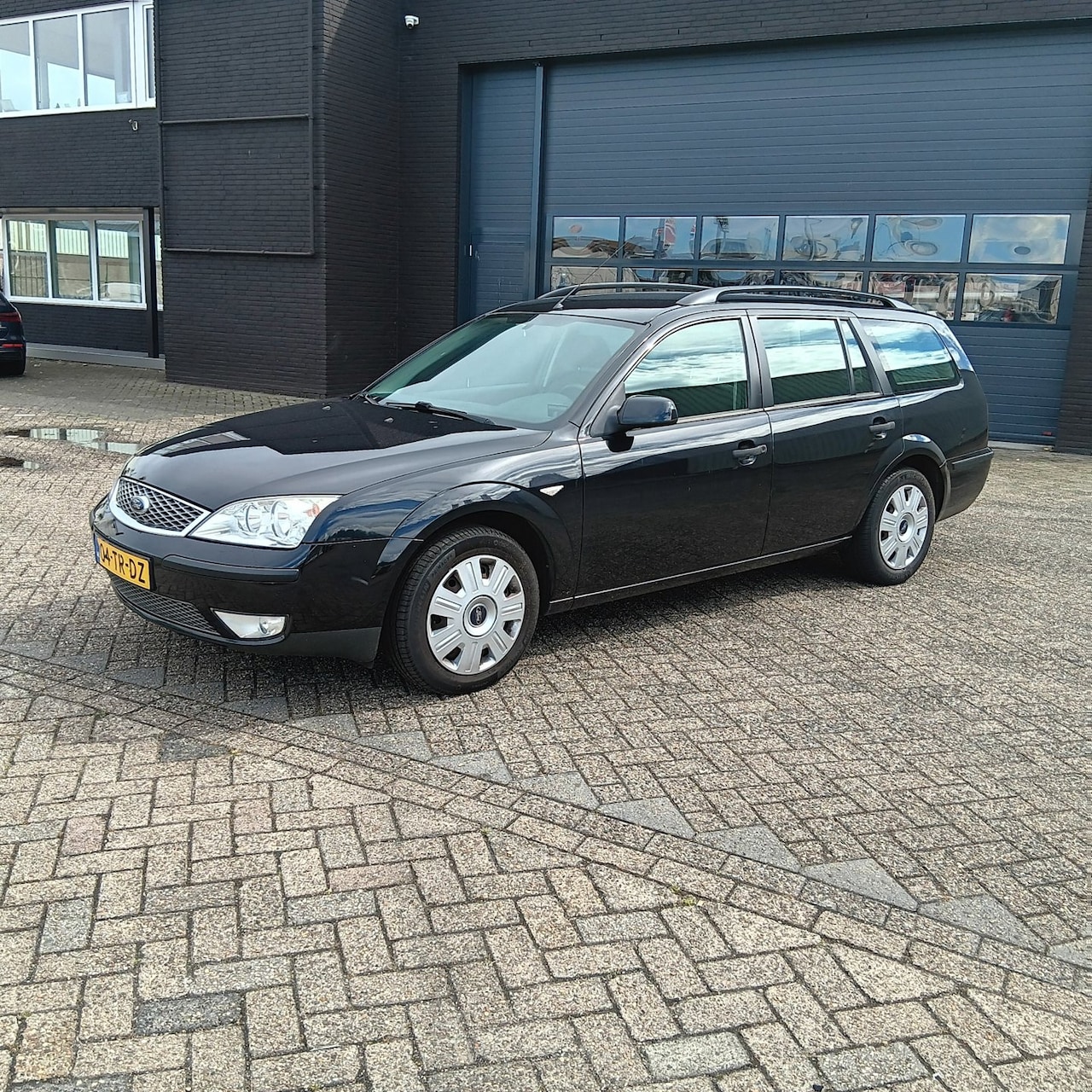 Ford Mondeo Wagon - 1.8-16V Champion 1.8-16V Champion - AutoWereld.nl