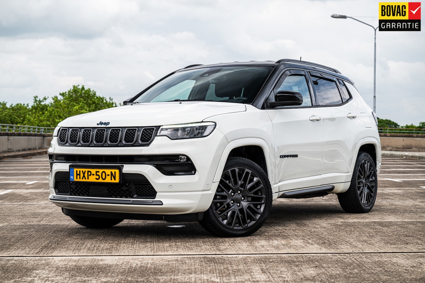 Jeep Compass - 4xe 240 Plug-in Hybrid Electric S | Airco/Clima | Achteruitrijcamera | Stuur/Stoelverwarmi - AutoWereld.nl