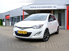 Hyundai i20 - 1.2 HP i-Motion 5-drs Airco|Navi|LMV|Trekhaak