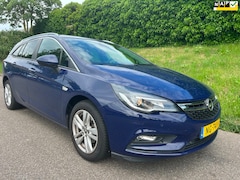 Opel Astra Sports Tourer - 1.0 Business+ Navi - Airco - Cruise - PDC - Trekhaak