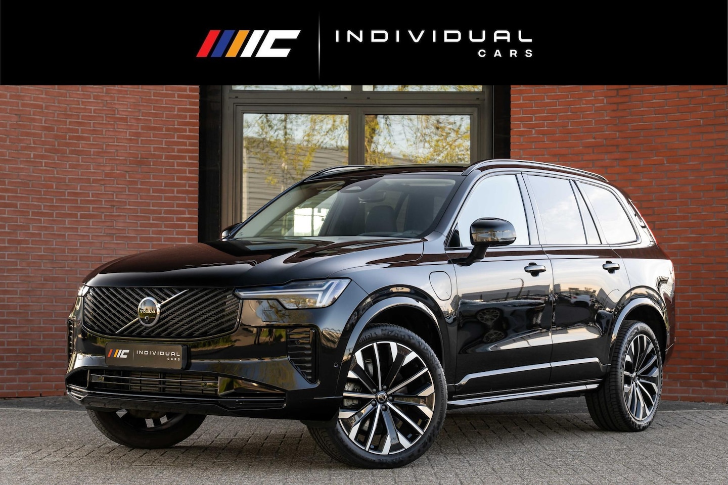Volvo XC90 - 2.0 T8 AWD Plus Dark 455pk Facelift HuD 360° H/K - AutoWereld.nl