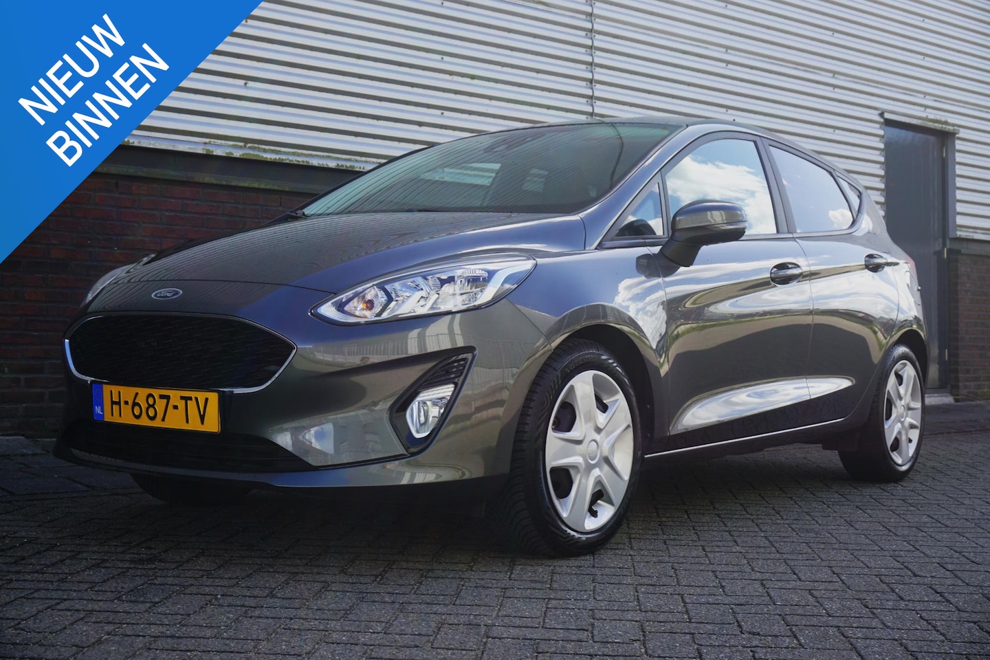 Ford Fiesta - 1.0 EcoB.95PK Connected/Dealeronderhouden/1e Eig./ Parkeersensoren. - AutoWereld.nl