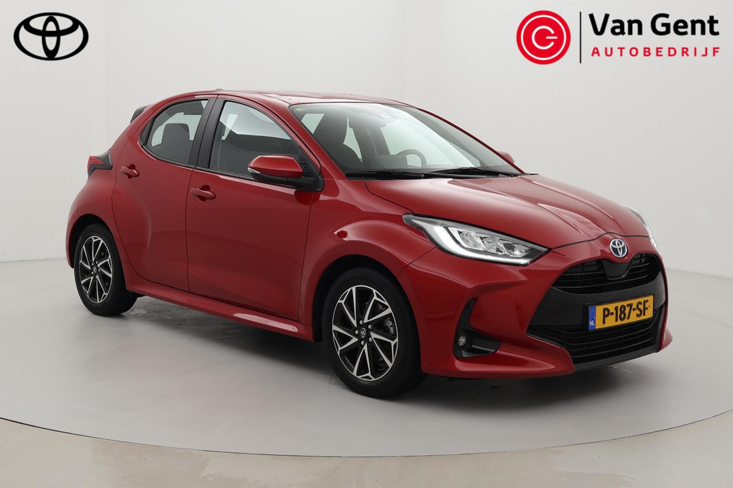 Toyota Yaris - 1.5 Hybrid Dynamic | Navigatie | Apple Carplay / Android Auto | Keyless | Adaptive Cruise - AutoWereld.nl