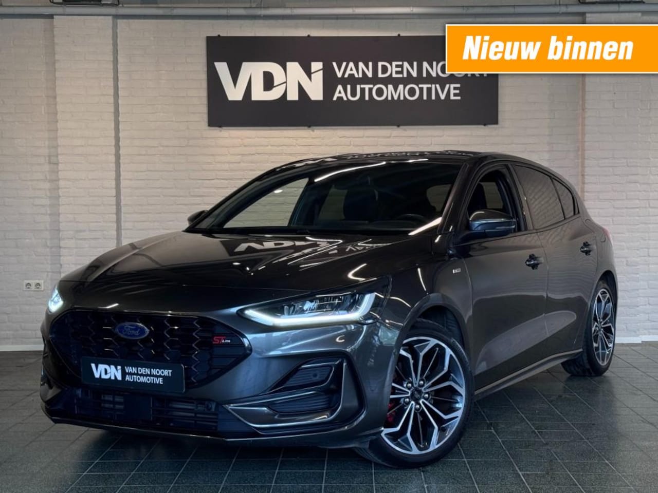 Ford Focus - 1.0 EcoBoost Hybrid ST-Line X 155pk BangOlufsen WinterPack Keyless 18'' - AutoWereld.nl